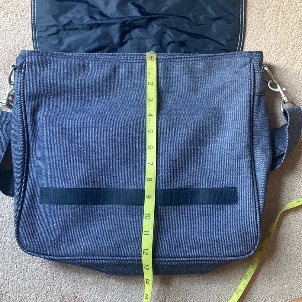 Retro 90s Tommy Hilfiger Jean Messenger Bag - Picture 9 of 9